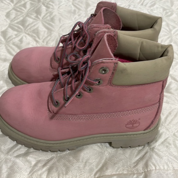 Pink Timberland boots size 2 - Picture 4 of 8